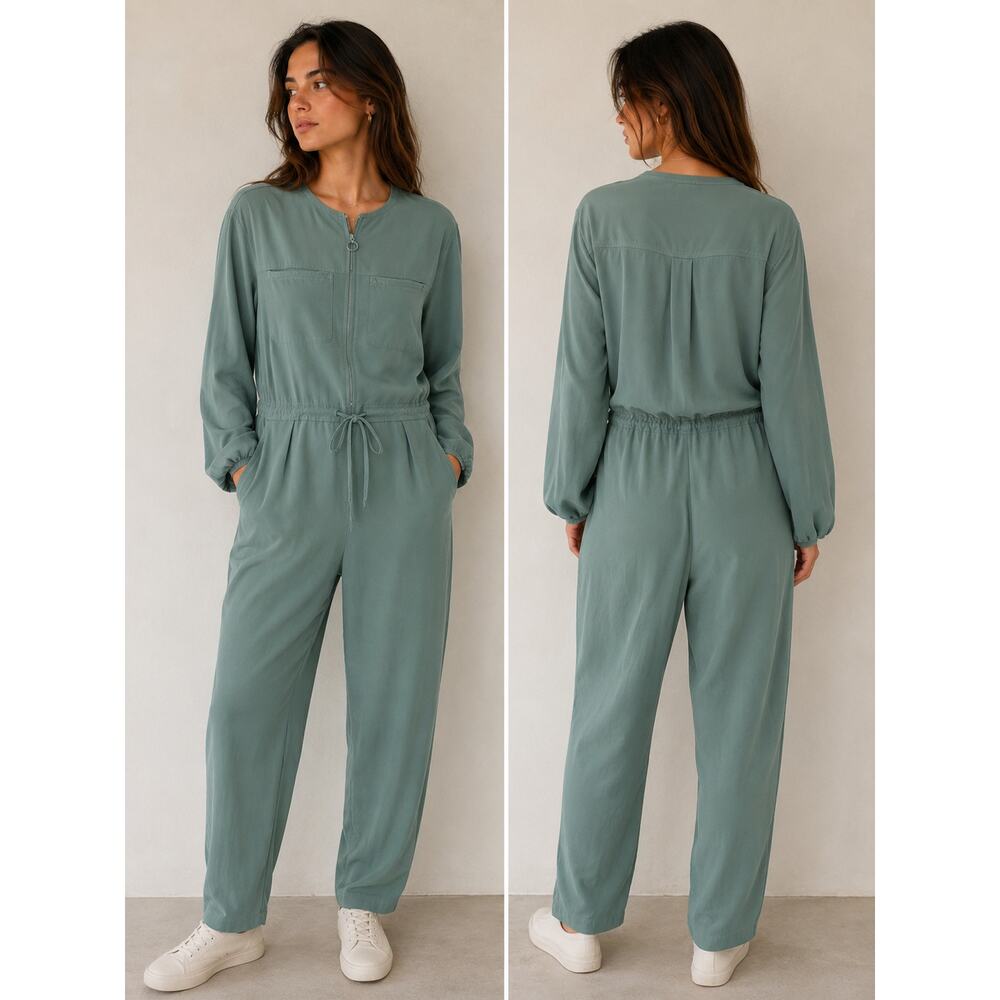 Lululemon Green Utility Jumpsuit Long sleeve Athleisure Minimalist Women Size 8